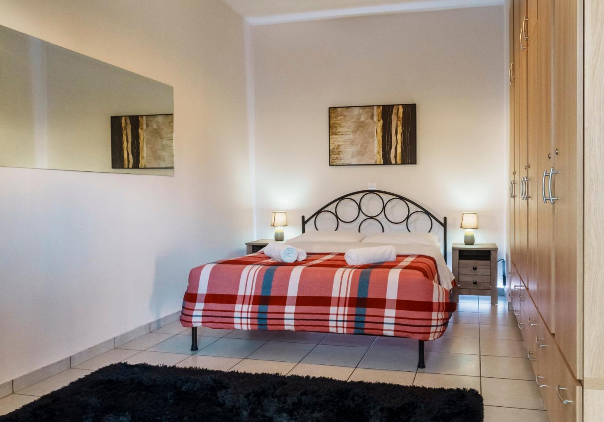 Crystal Cherry Apartment Preveza Esterno foto
