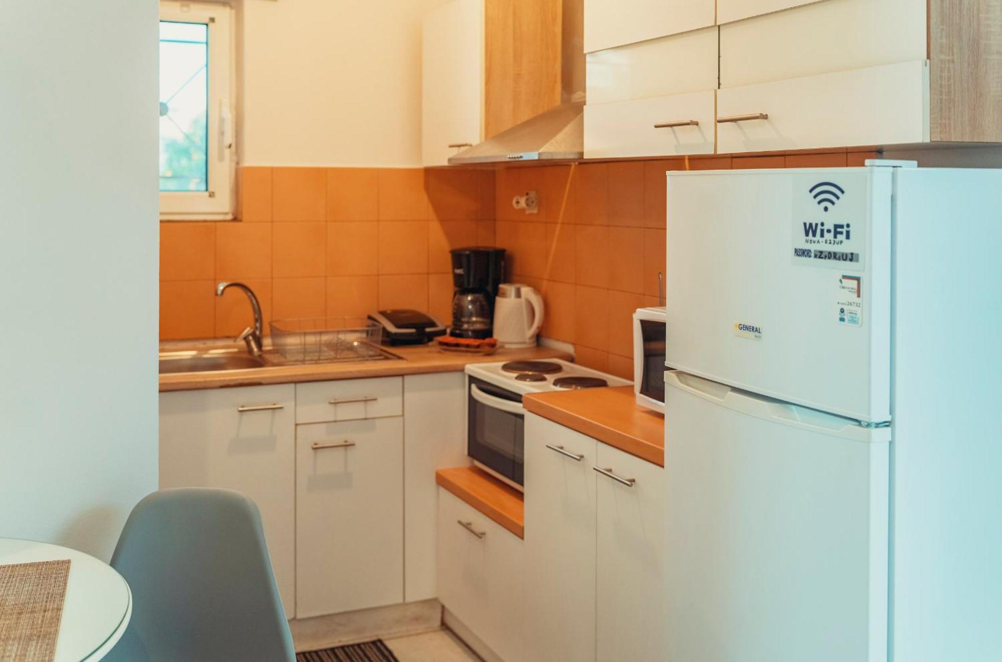Crystal Cherry Apartment Preveza Esterno foto